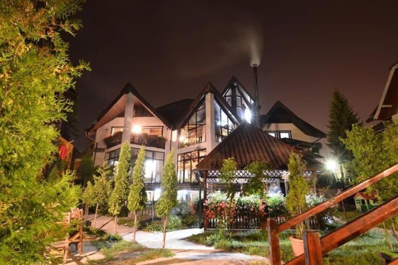 Vila Smaranda Predeal Bagian luar foto